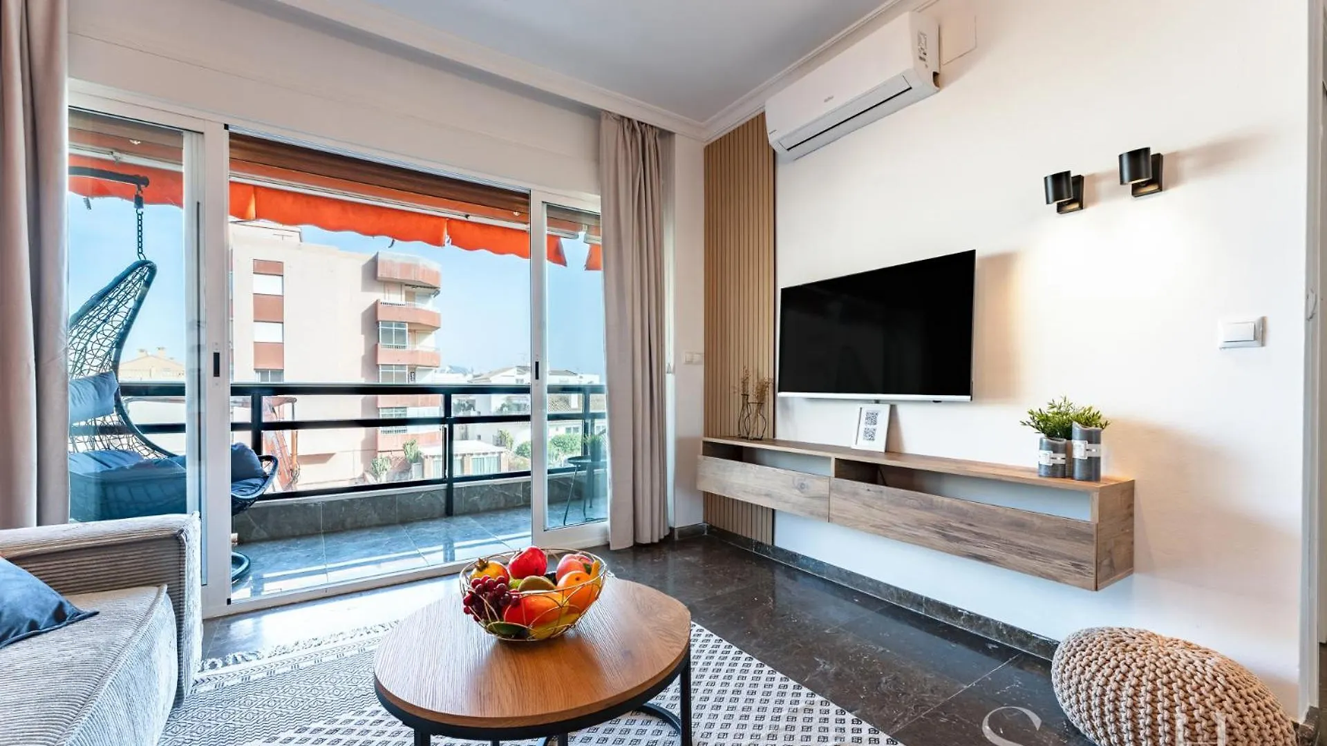 First Line , Cosy And Comfortable + Swimming Pool Torremolinos 0*,  Spain